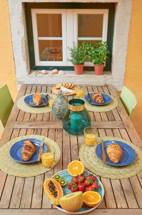 Styling Apartment In Historic Center Lisbon Luaran gambar